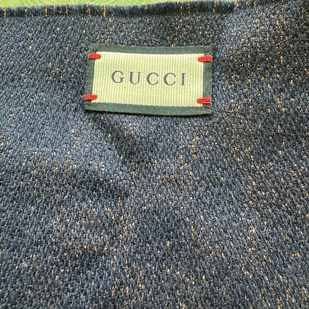 Gucci Navy Blue wool scarf with metallic copper GG monogram. - Picture 3 of 4